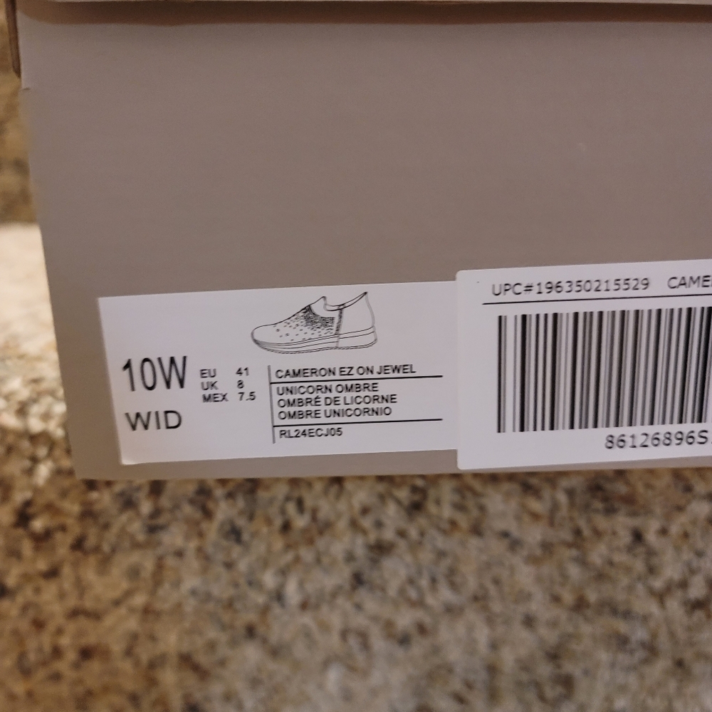 Kenneth Cole Reaction Cameron Jewel EZ-ON Slip-On Sneaker - Picture 7 of 9